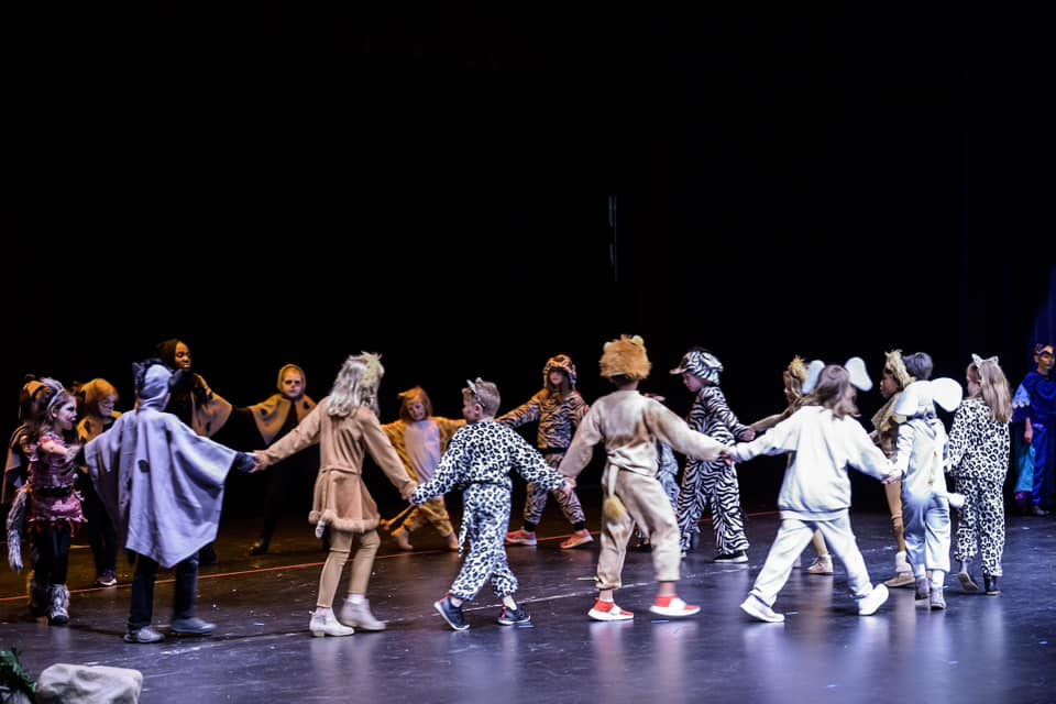 342877902_824446669374777_4196976384815825961_n